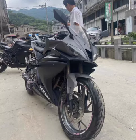 出一台20年高配带abs飞鹰R25，800...