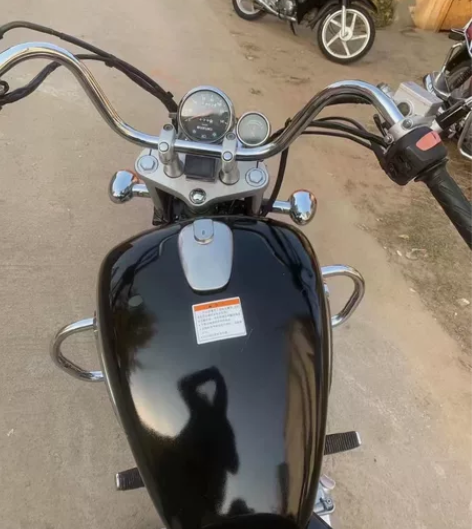 原版原漆国四电喷铃木悦酷150美式太子到货...