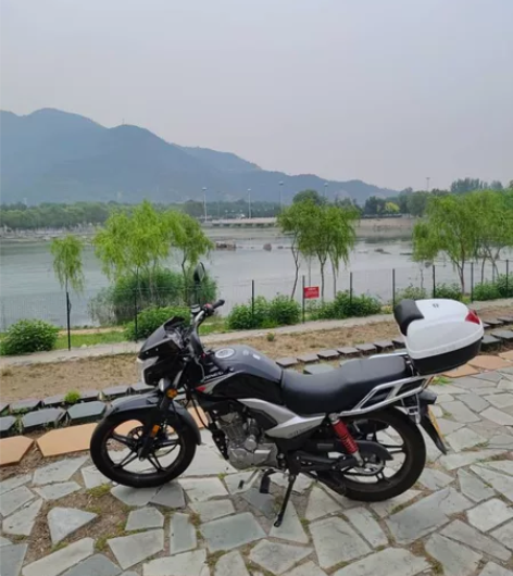 宗申牌挂档摩托车，150cc，京西车行购买...
