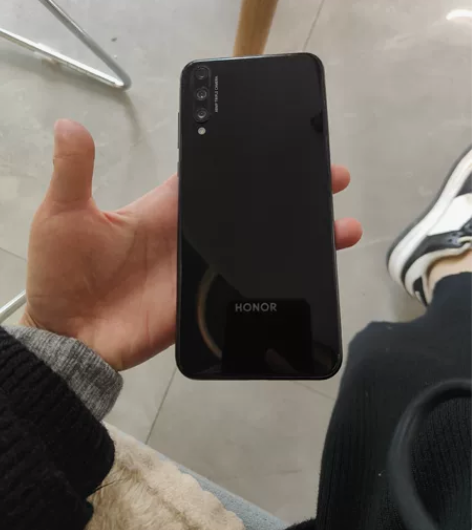 honor/荣耀 荣耀20青春版手机，屏幕...