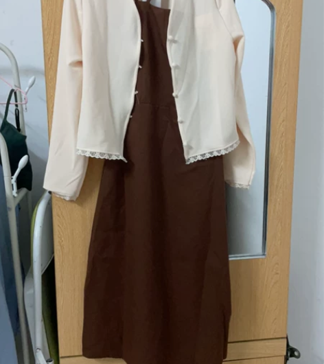 全新文艺风春秋女裙子套装 吊牌未拆均码