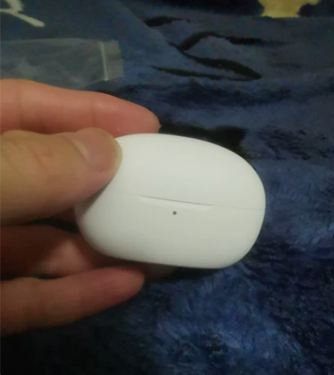 万魔品牌蓝牙耳机，99新没怎么用过欢迎骚扰...