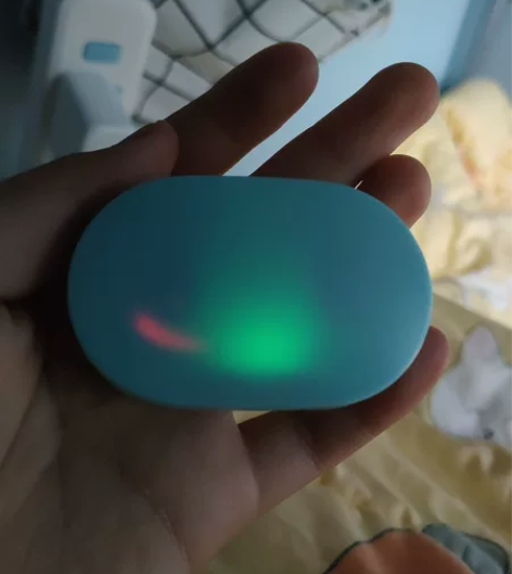 直接嵌入式蓝牙耳机，迷你小巧，方便携带，颜...