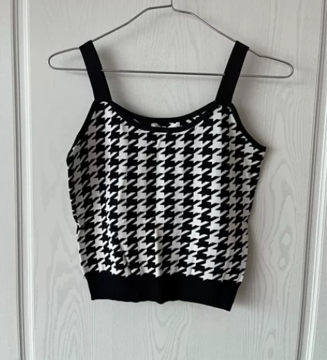 全新罗拉密码冰丝吊带背心，千鸟格图案，M码...