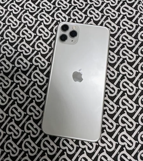 自用iPhone 11 pro max 2...