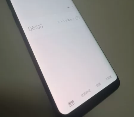 三星Galaxy S 轻奢版 配置:4+6...