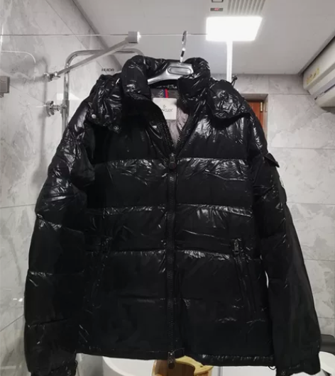 男羽绒服175/96 感兴趣的话点“我想要...