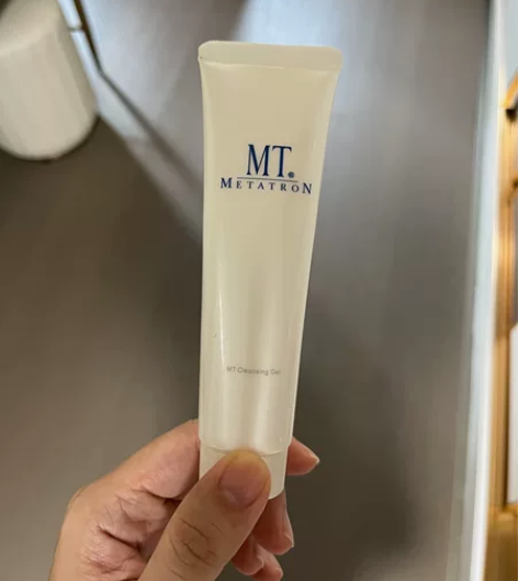 MT洁面啫喱 试用过1次 就那样吧 我不喜...