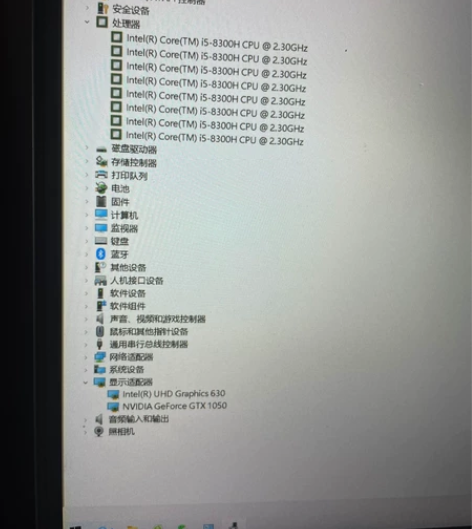《缺钱出》设计师自用一手设计笔记本电脑,机...