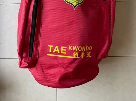 儿童跆拳道护具7件套一年前买入，孩子穿了两...