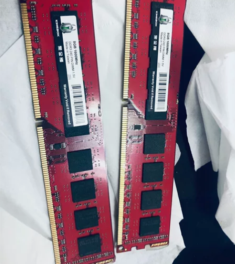 dd3 8g内存单条 ,一共两条打包200...