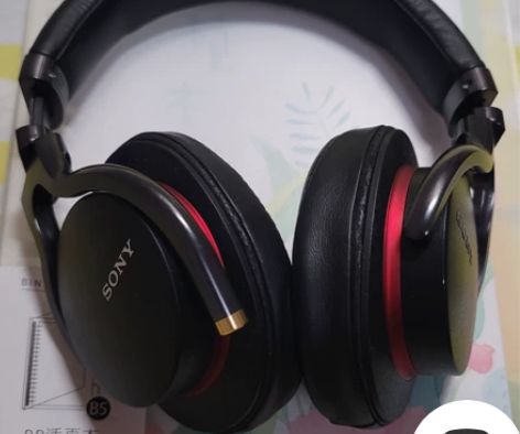 索尼MDR-1A头戴式发烧级耳机。Sony...