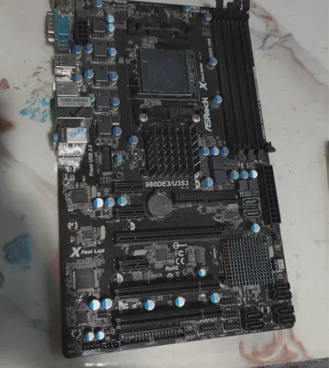 华擎980DE3/U3S3主板 实图拍摄,...