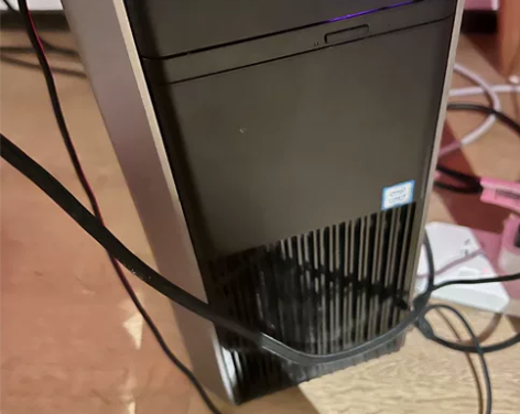 自用外星人台式机Aurora R7 四年前...