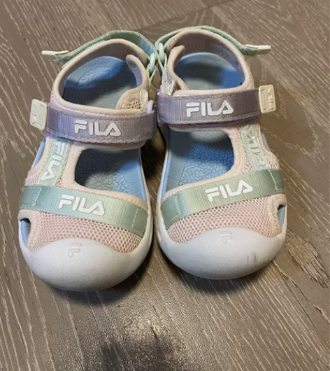 fila 斐乐童鞋， 购于品牌专柜    ...