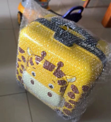 处理一批儿童行李箱,实实在在的好箱子 3D...