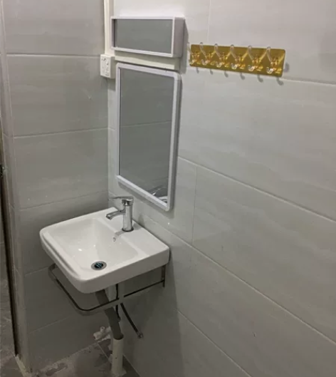 【低价清仓】挂墙式洗手盆小户型洗脸盆陶瓷洗...