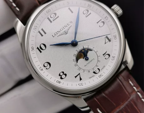 闲置出售 9成新 浪琴名匠月相八针全自动...