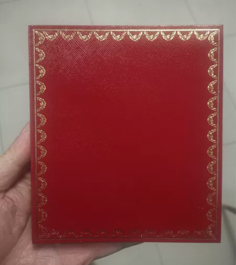 卡地亚手表说明书1套（含2本说明书加1个光...