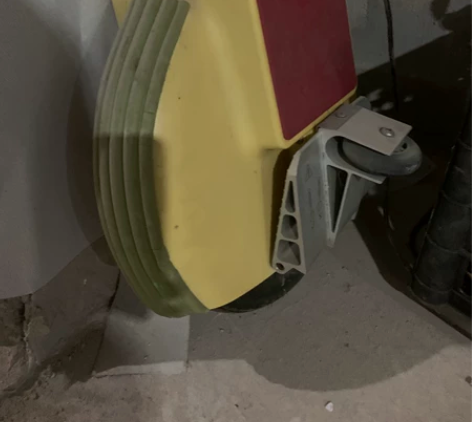 单轱辘平衡车 买来一直闲置了没用过  电池...
