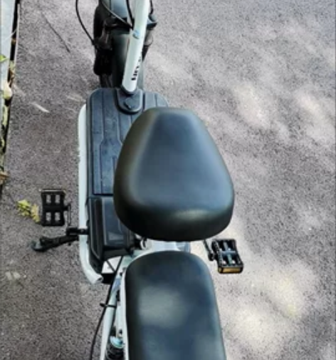 才买没几天 由于学校不允许转出 可上牌 可...