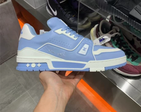 LV TRAINER 白蓝 UK9 原盒防...