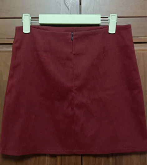 女酒红色包臀裙A字裙，腰围72，裙长38，...