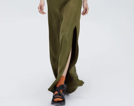 VIVITIAN ye-yes开叉半身裙女...