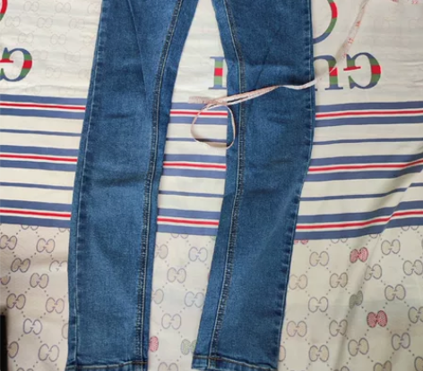 高腰牛仔裤S码 新旧程度看图片 二手物品售...