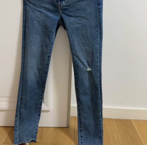 全新优衣库高腰神裤百搭高弹力破洞牛仔裤 码...