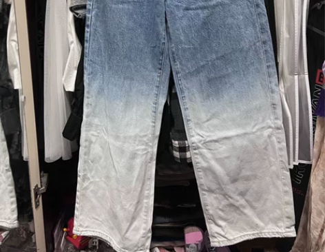 渐变色拖地阔腿直筒高腰牛仔裤s码 穿一洗一...