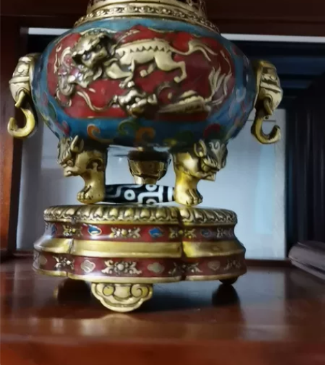 熏香炉掐丝法郞彩，高21x15，600元只...