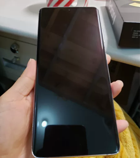 自用三星s21u银色，国行12+256g，...