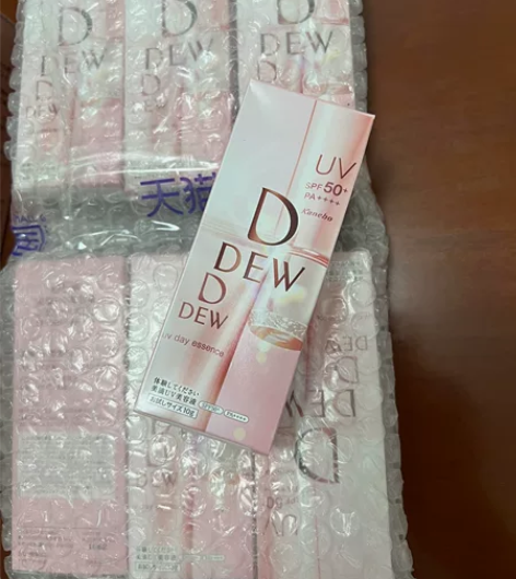 全新未拆封的，日本kanebo嘉娜宝 DE...