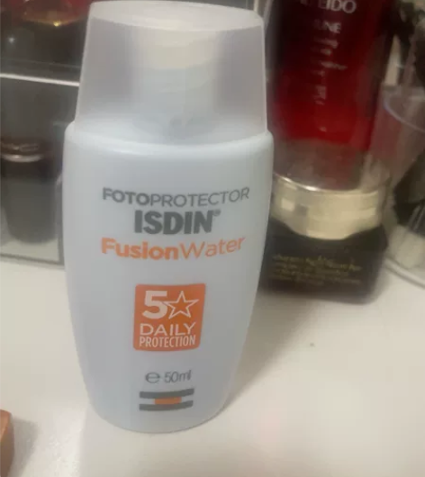 新开起的怡思丁防晒 50ml 山姆购入 剩...