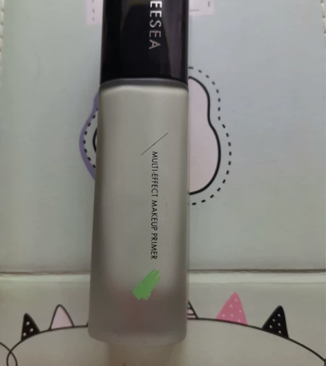 滋色旧版绿色隔离，只是拆了包装没用过，朋友...