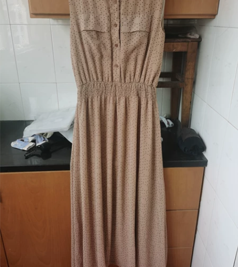 韩都衣舍长裙,肩宽36,胸围88,裙长13...