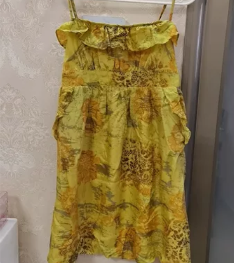 100%蚕丝吊带裙  全新 感兴趣的话点“...