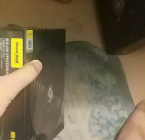 仅同城面交，可以小刀，屠龙刀算了，出一个 ...