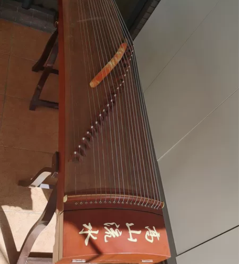 1.63米。古筝七层新。 感兴趣的话点“我...