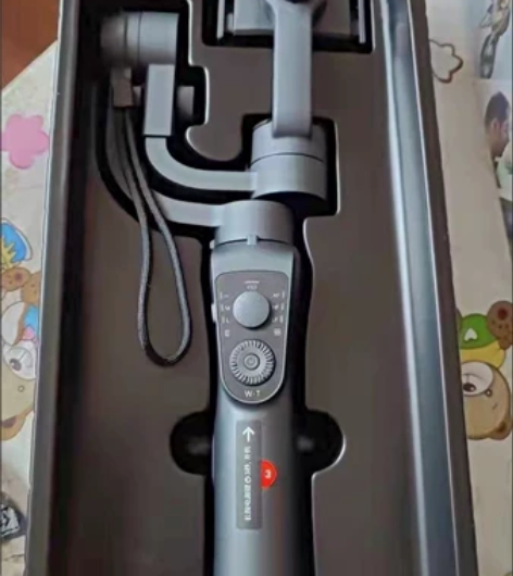 【房租到期】不干了，全新处理手机稳定器云台...