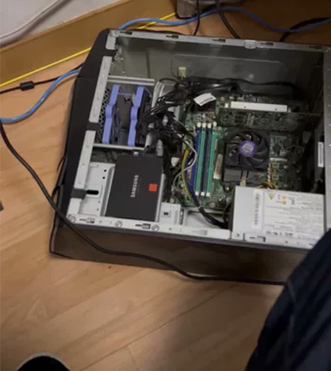 联想X315台式机一台出售，只有主机，配送...