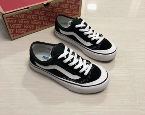 万斯女士帆布鞋 35正码? 图片自己实拍~