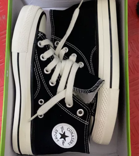 帆布鞋36码 全新不包邮 穷b别来讲价 ...