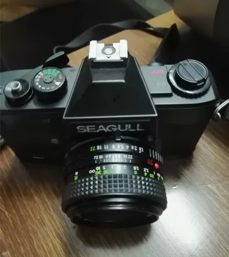 海欧相机，功能完好。带皮套。（老物件）标价...