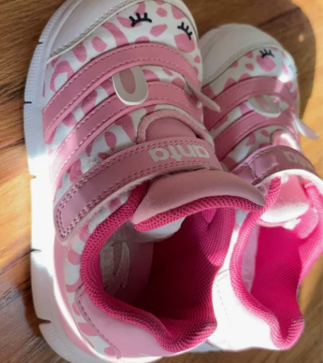 安踏儿童毛毛虫鞋，防滑耐磨，轻便，SM儿童...