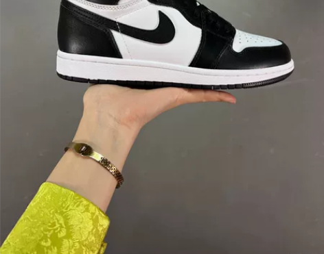 乔丹Air Jordan 1 Low AJ...