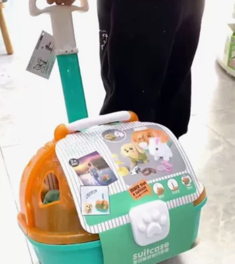大号电动狗狗兔子拉杆箱宠物笼过家家玩具全新...