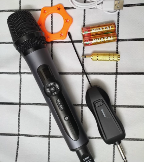 一拖一无线手持万能麦 自带混响，声音干净，...