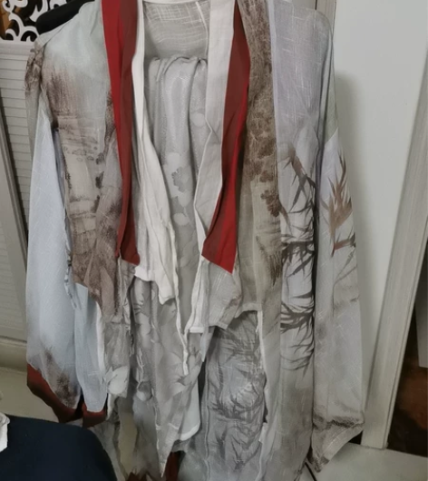 司南阁四件套汉服，《银狐》非正版这个是自己...